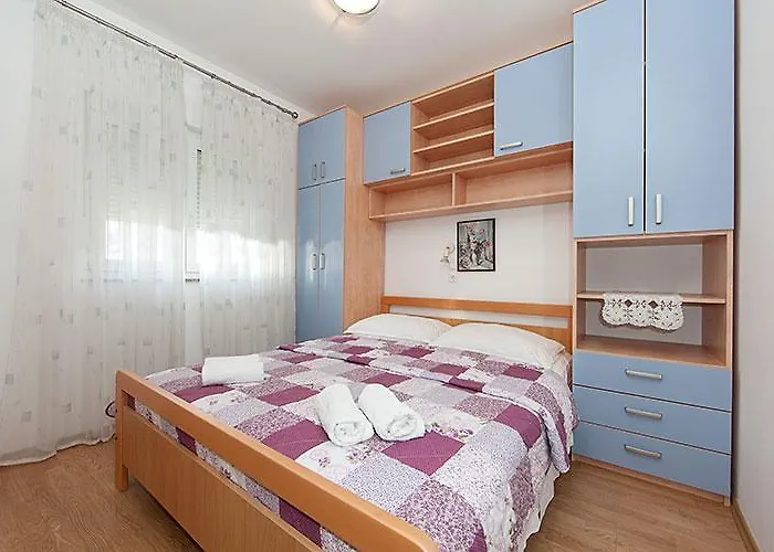 Apartment Meri Baska Voda